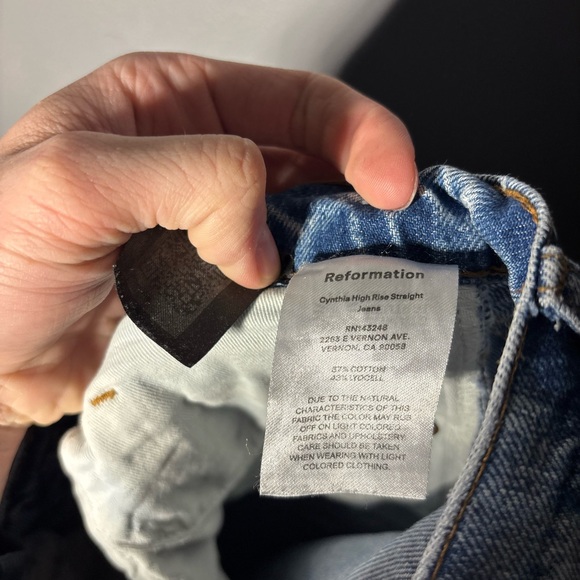 Reformation Cynthia High Rise Straight Jeans in Colorado Wash Size 27 - Picture 6 of 6